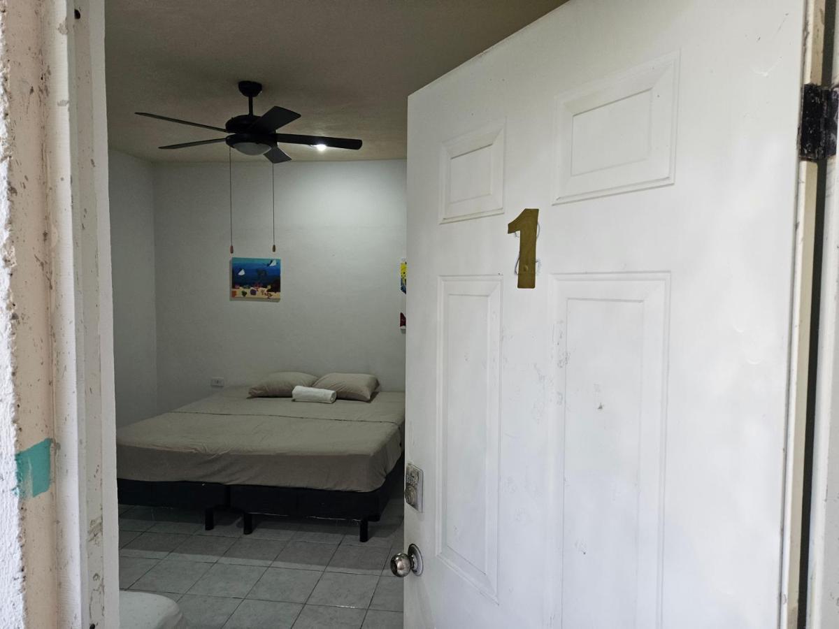 Hostal El Padrino Akumal