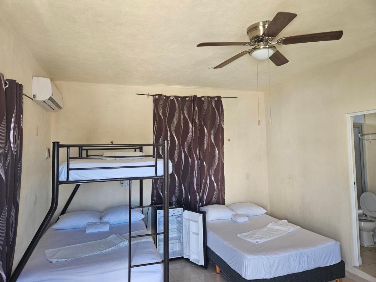 El Padrino Hostal *